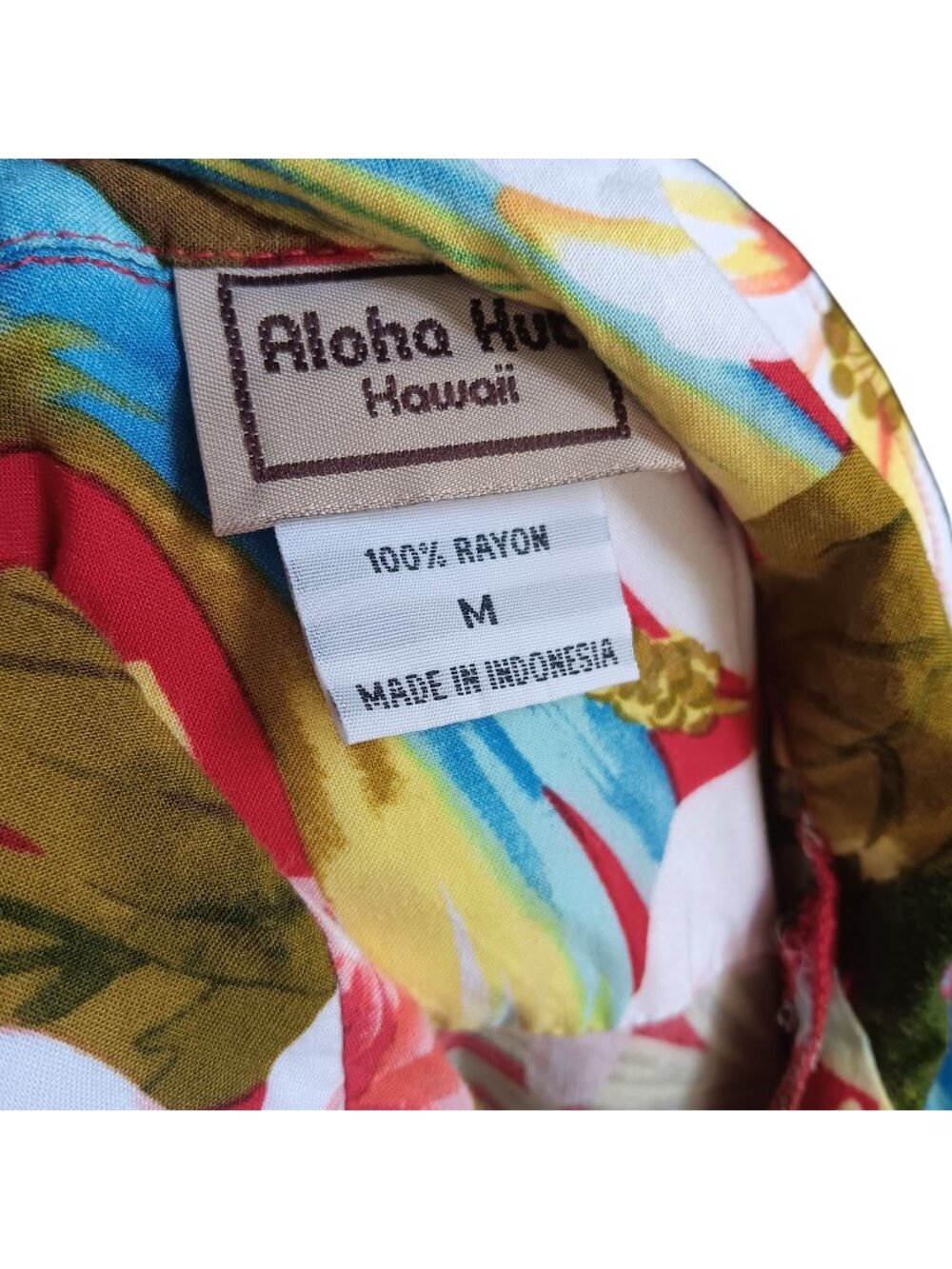 Vintage Hawaiian Shirt Medium Men's Floral Aloha Hut 100% Rayon 1990's Buttery